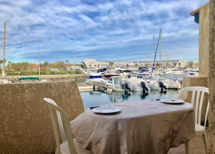 41, Port Vénus Au Village Naturiste * Agde